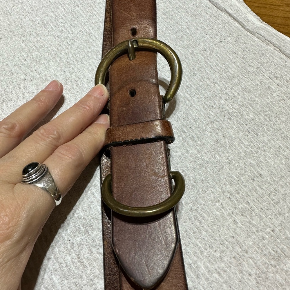 Made in USA distressed leather belt 31 to last hole good condition